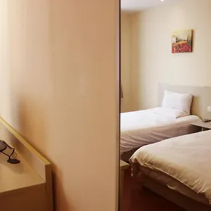 汉庭酒店上海万体馆西店 酒店