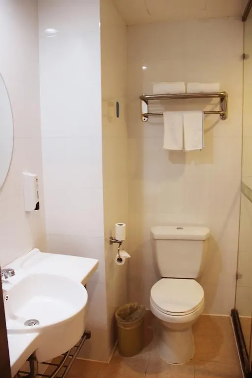 Hotel Hanting Express Shanghai Guangda